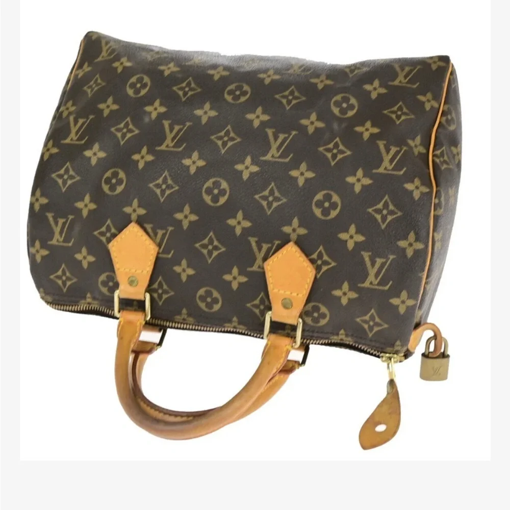 Louis Vuitton Monogram Speedy 30~. Authentic Preowned good condition - Picture 3 of 9